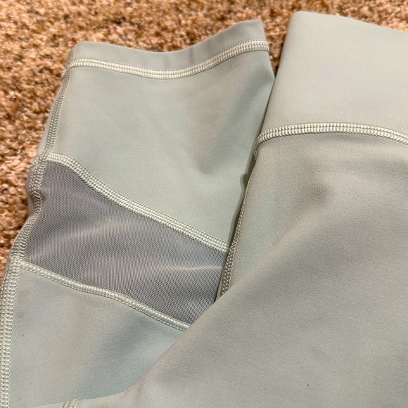 Athleta Saturation Stash Mesh pastel Green Tight - Picture 2 of 5